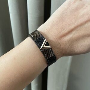 Fashion modern leather plaid bracelet hand accessories